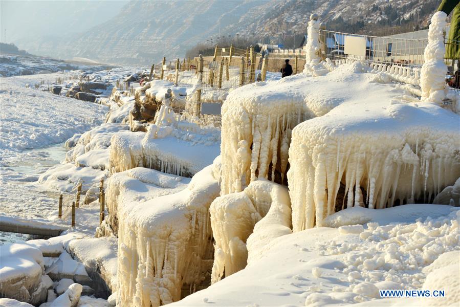 #CHINA-YELLOW RIVER-HUKOU WATERFALL-WINTER SCENERY (CN)