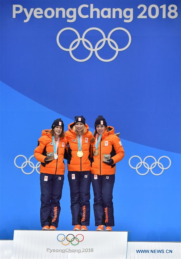 (SP)OLY-SOUTH KOREA-PYEONGCHANG-SPEED SKATING-LADIES' 3000M-MEDAL CEREMONY