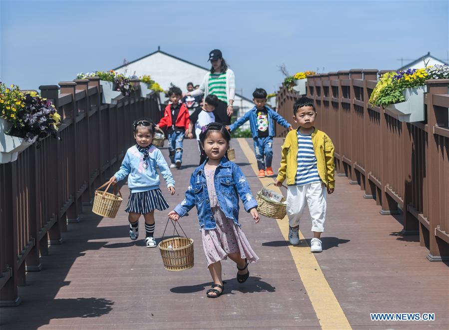 CHINA-HANGZHOU-BEGINNING OF SUMMER-CUSTOM (CN)