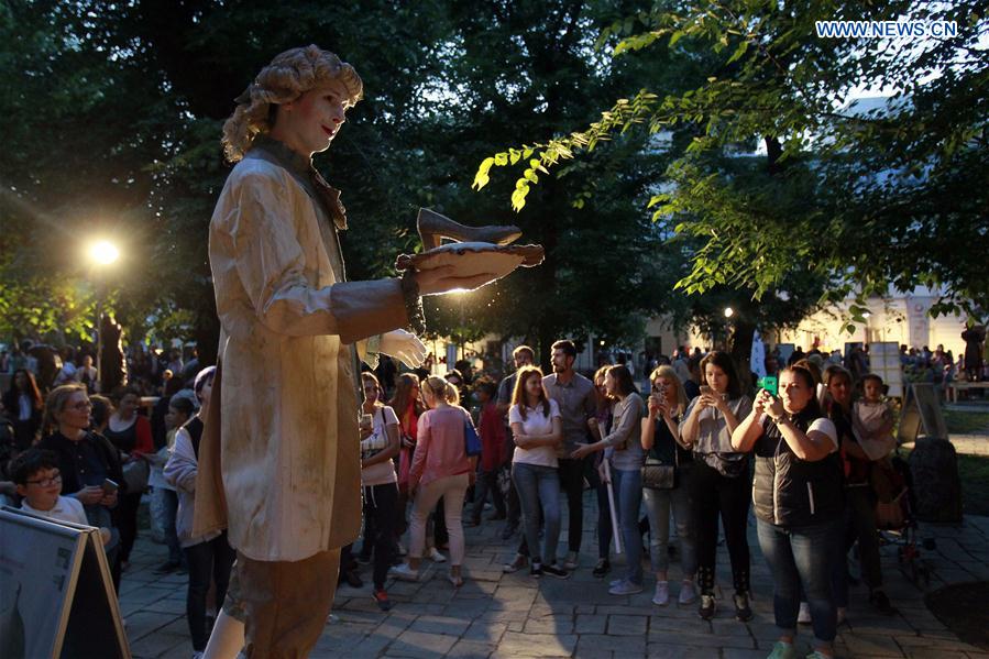 ROMANIA-BUCHAREST-LIVING STATUES-FESTIVAL