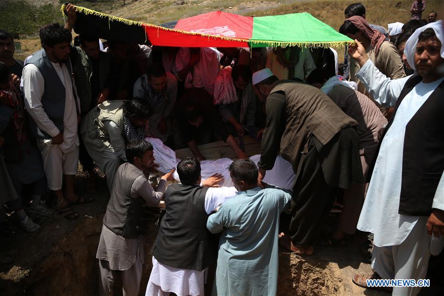 AFGHANISTAN-KABUL-FUNERAL-SUICIDE ATTACK