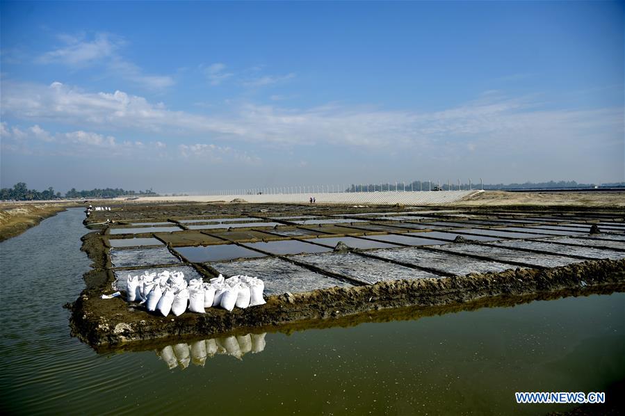 BANGLADESH-COX'S BAZAR-SALT PRODUCTION