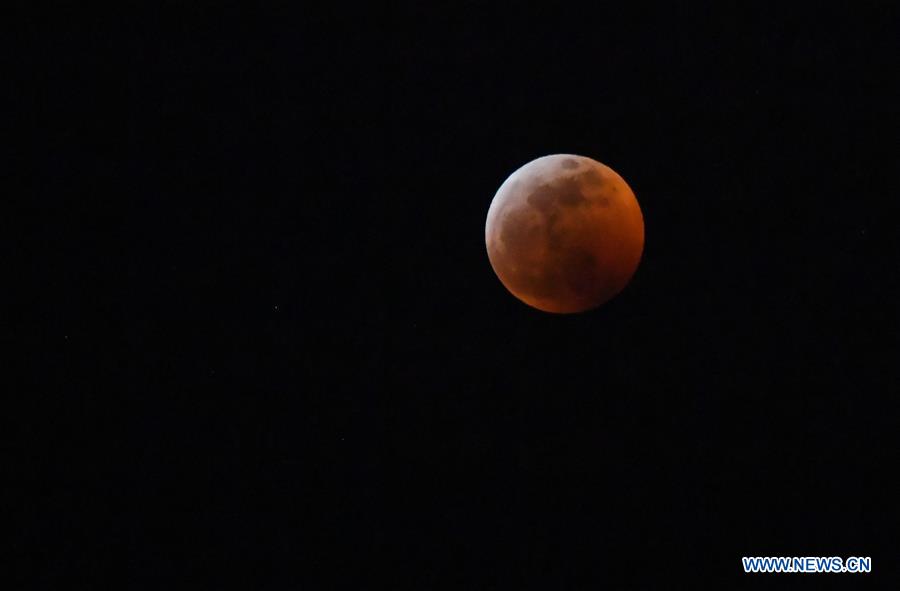 U.S.-NEW YORK-TOTAL LUNAR ECLIPSE