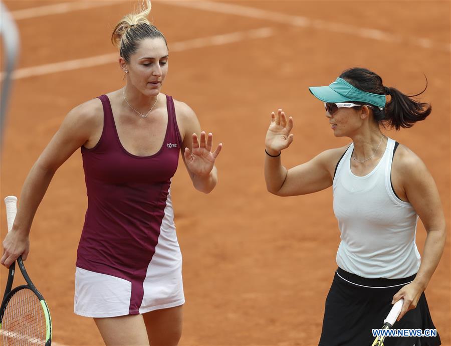 (SP) FRANCE-PARIS-TENNIS-ROLAND GARROS-WOMEN'S DOUBLES