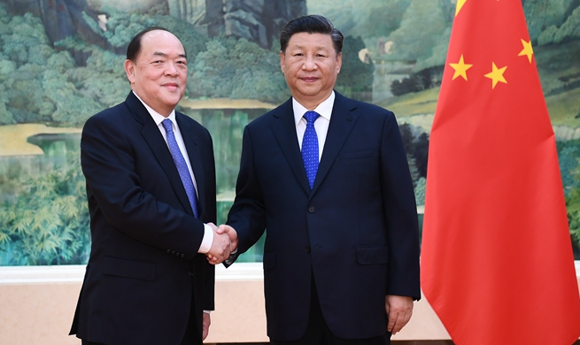 President Xi meets Macao's new chief executive