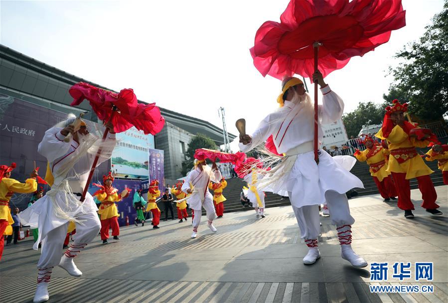 #（社会）（1）第五届中国非物质文化遗产博览会在济南开幕