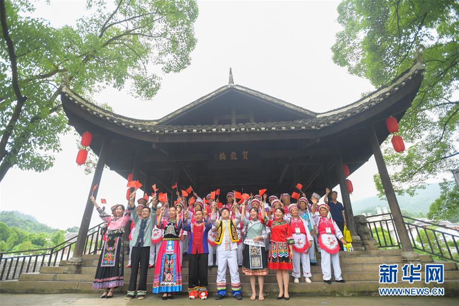 （壮丽70年·奋斗新时代——记者再走长征路·图文互动）（4）何须马革裹尸还——重访红二、六军团出发地