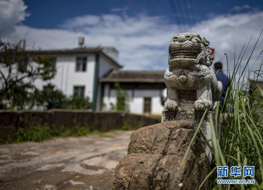 （壮丽70年·奋斗新时代——记者再走长征路·图文互动）（1）丽江古城的红色记忆