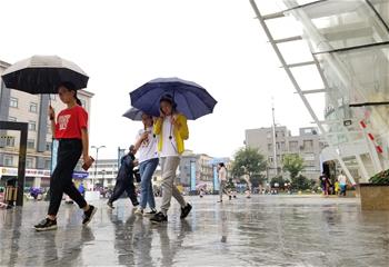 浙江多地迎来强降水